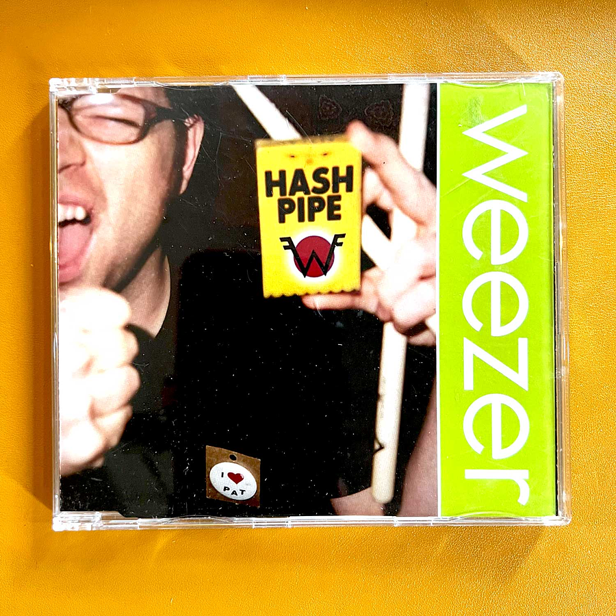 Weezer - Hash Pipe (Promo) 1