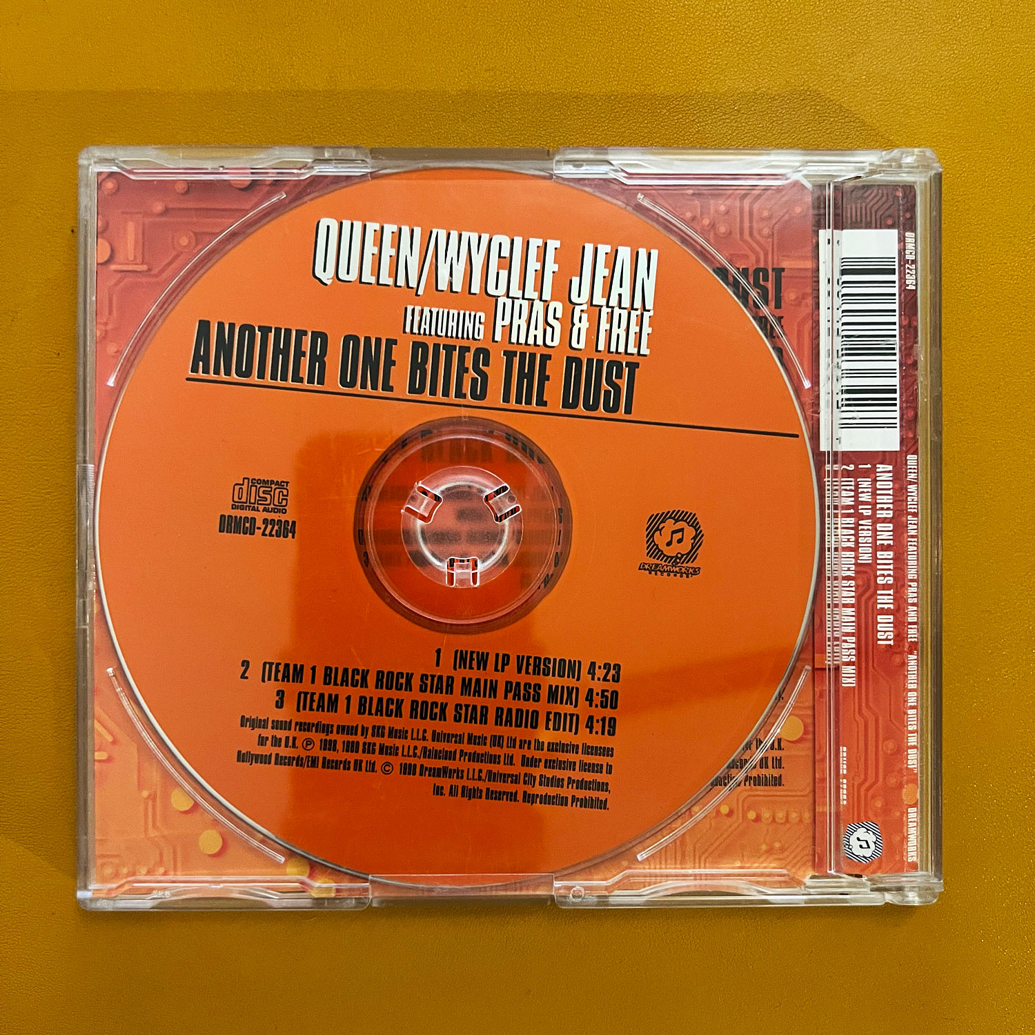 Queen / Wyclef Jean Featuring Pras & Free - Another One Bites The Dust 2