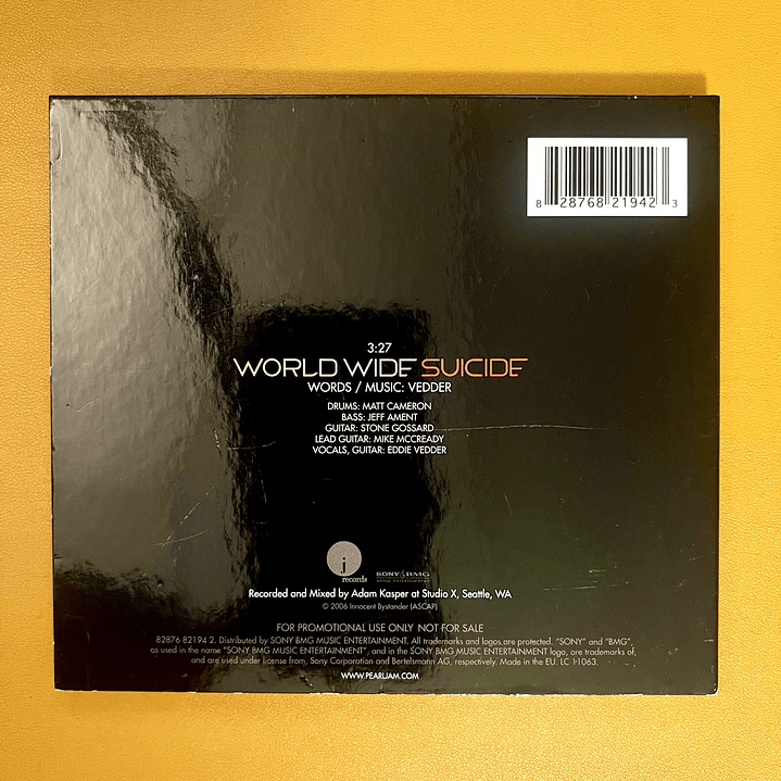 Pearl Jam - World Wide Suicide (Promo) 3