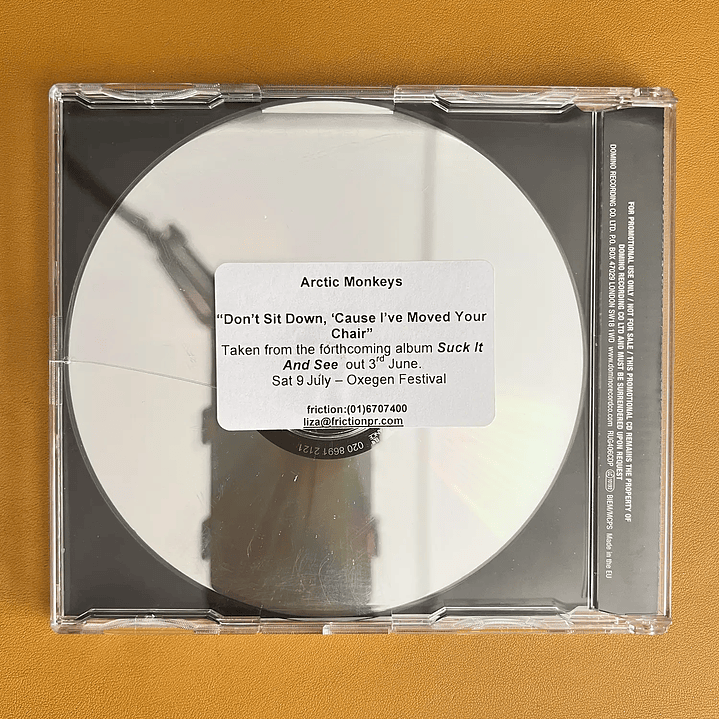 Arctic Monkeys - Don't Sit Down, 'Cause I've Moved Your Chair 2