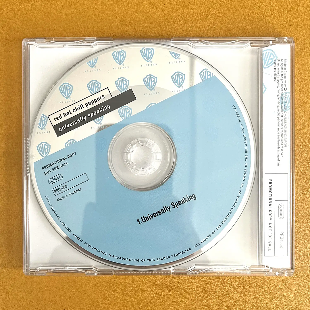 Red Hot Chili Peppers - Universally Speaking (Promo) 2