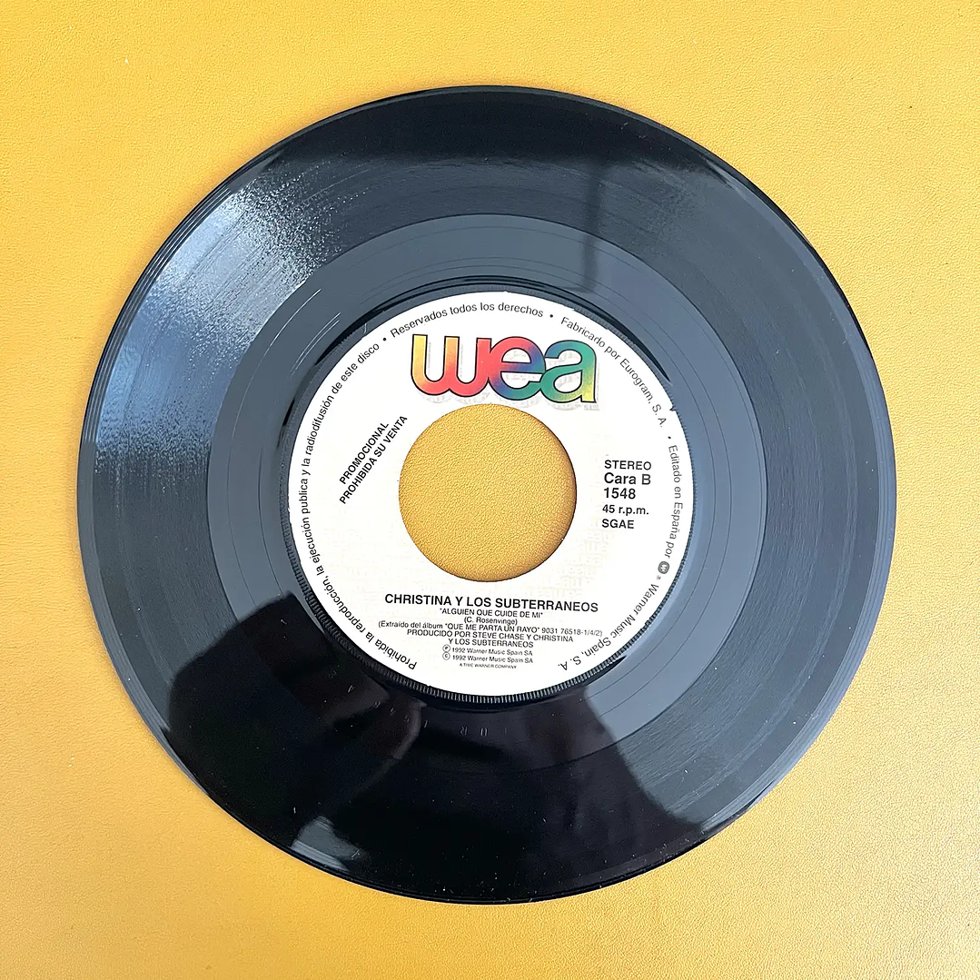 Christina Y Los Subterráneos - Alguien Que Cuide De Mi (7