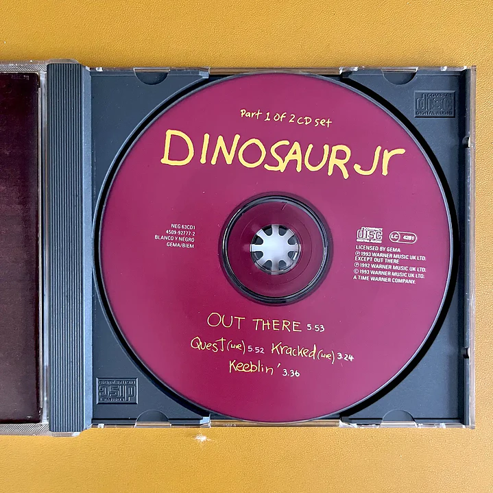 Dinosaur Jr - Out There (Ltd, Num, CD1) 3