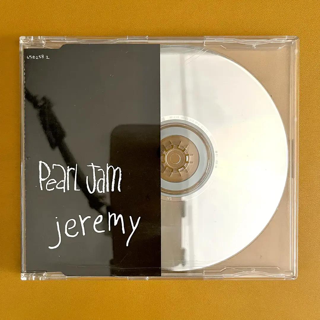 Pearl Jam - Jeremy (UK) 1