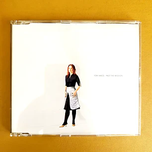 Tori Amos - Past The Mission