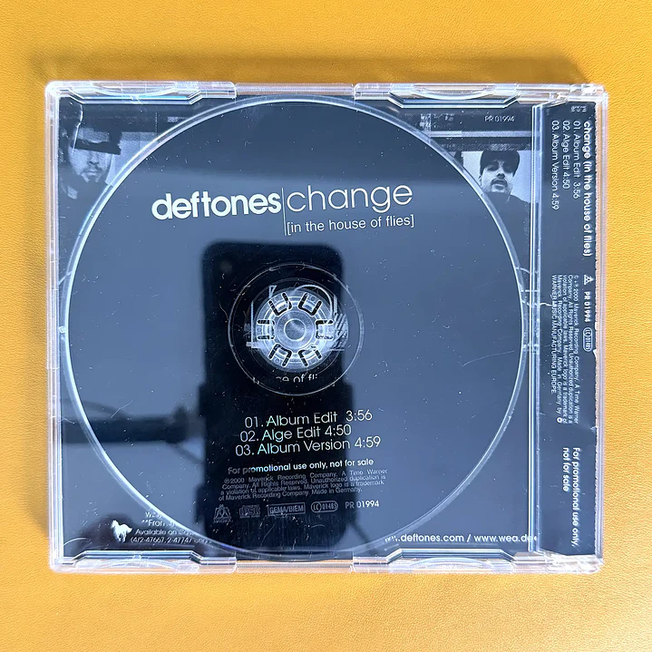 Deftones - Change [In The House Of Flies]  2