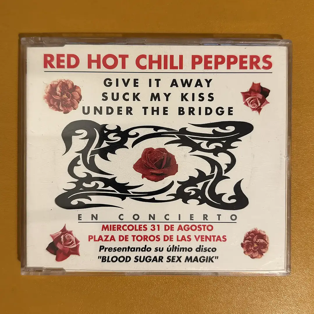 Red Hot Chili Peppers - En Concierto 1