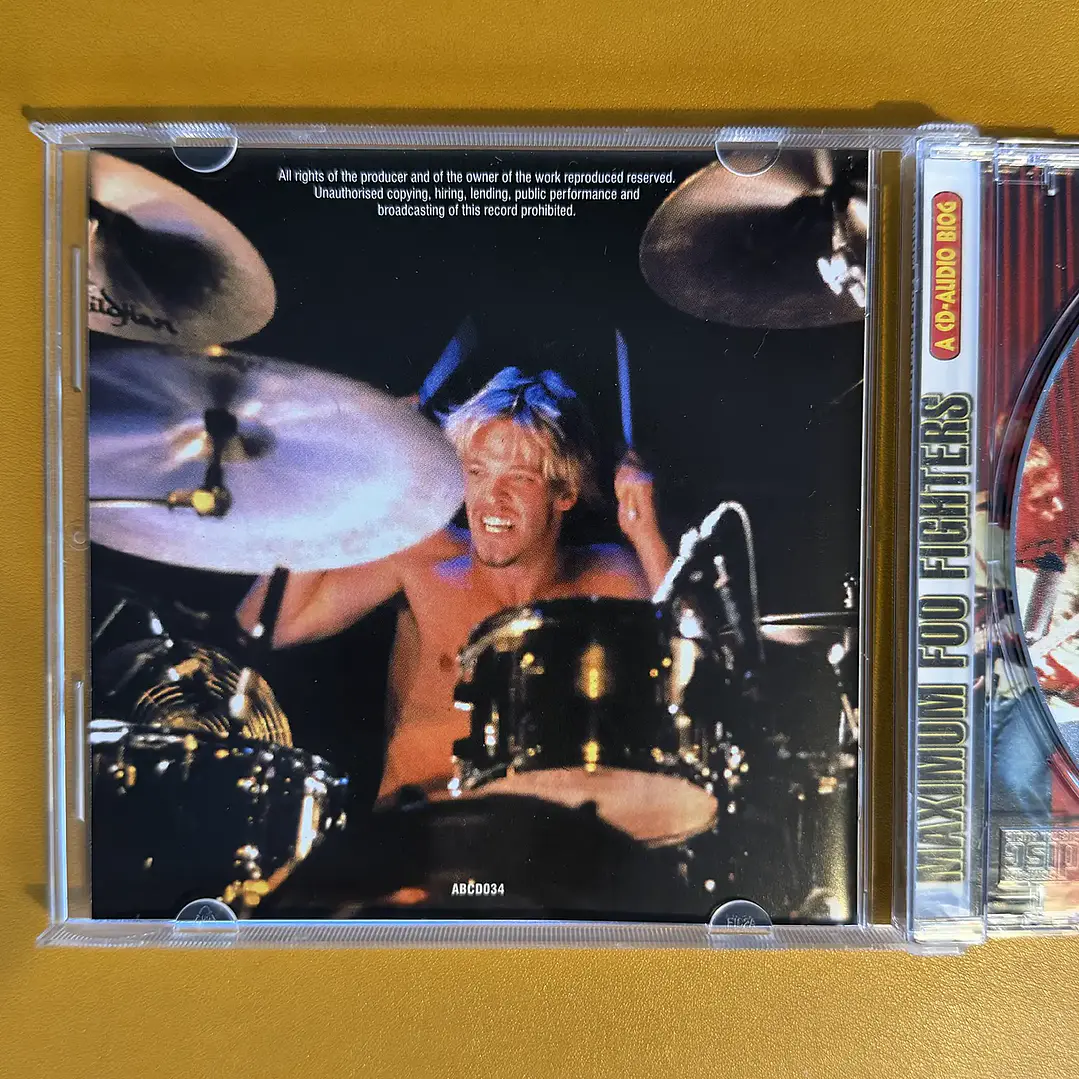 Foo Fighters - Maximum Foo Fighters 4