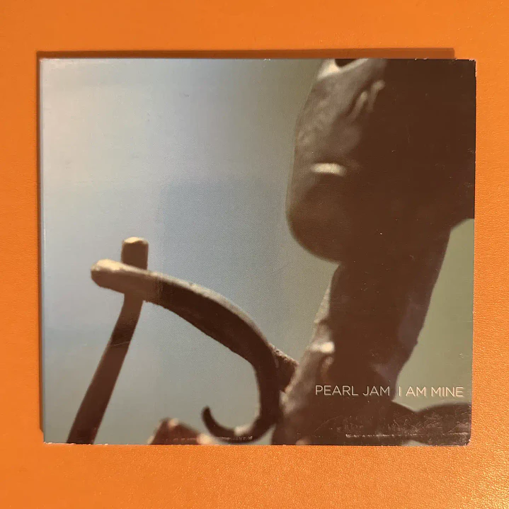 Pearl Jam - I Am Mine 1