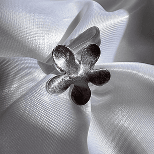 Anillo flor 