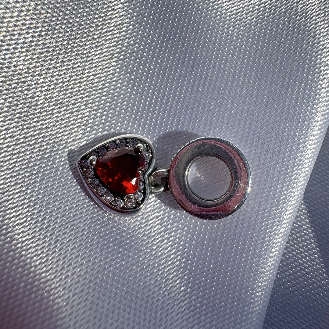 Charms Corazón rojo 1