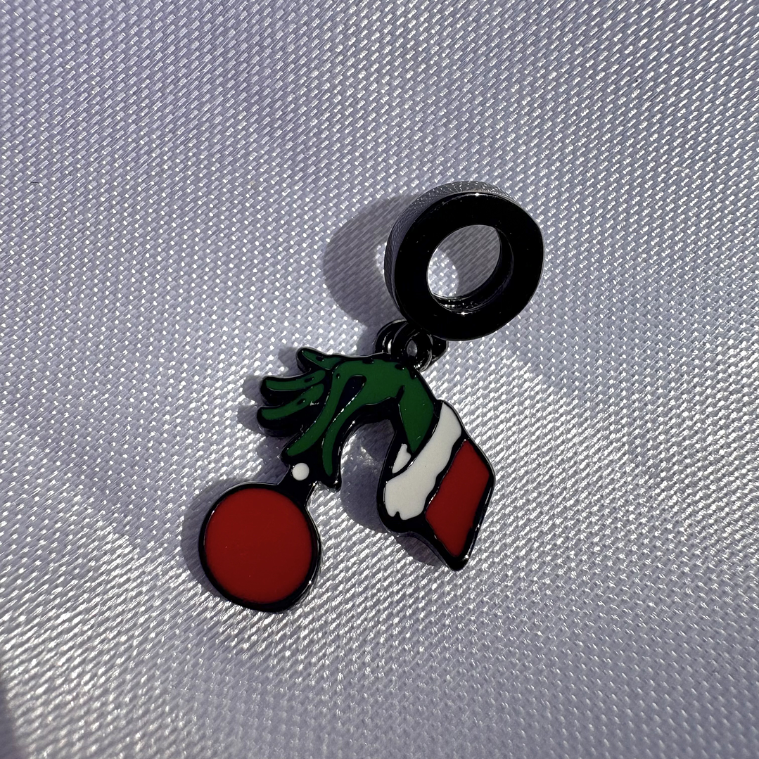 Charms Mano del Grinch 1