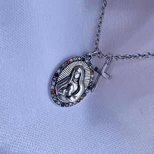 Cadena con Virgen 