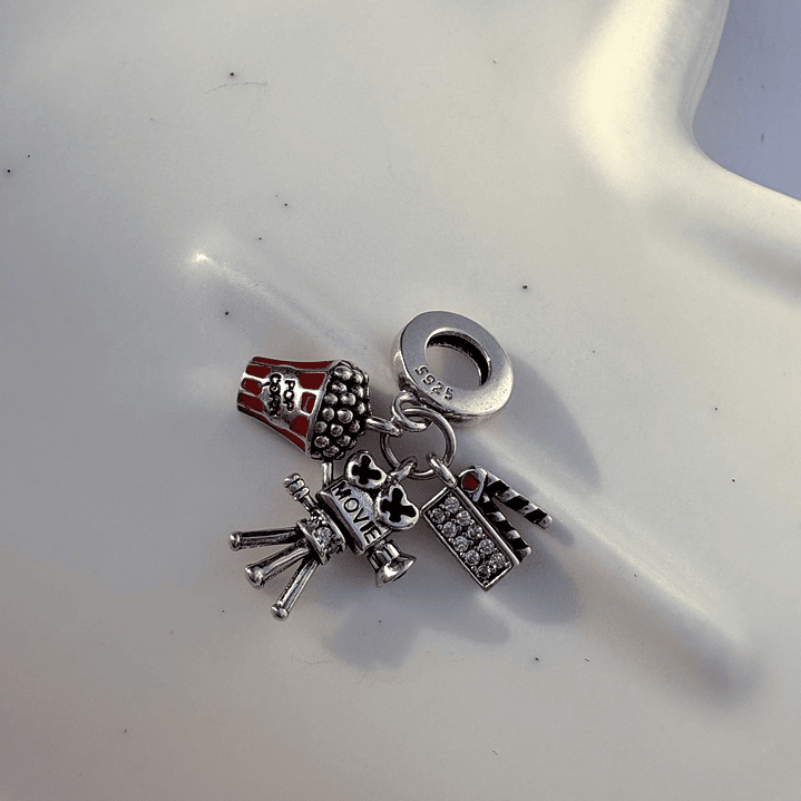 Charms Noche de cine 1