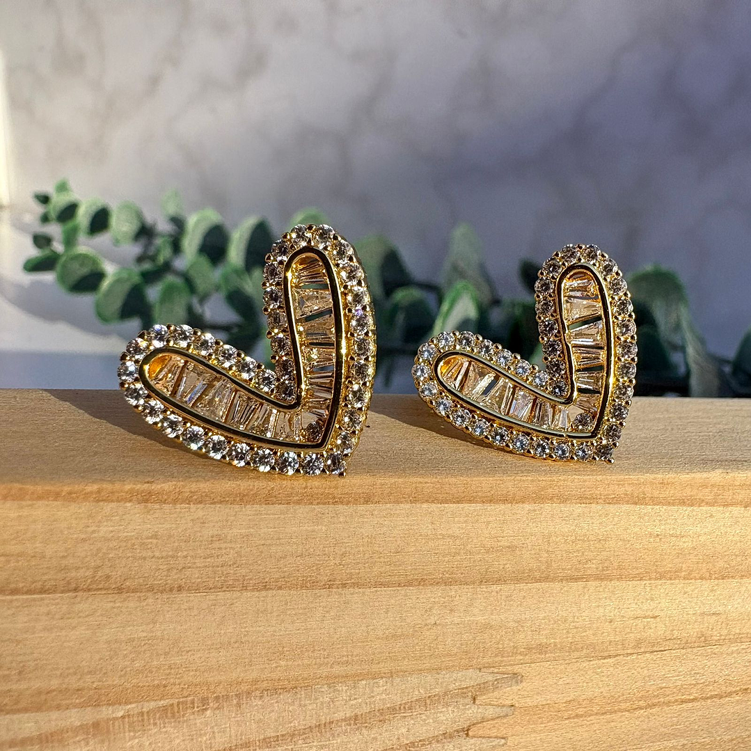 Aros “Corazón Lumina” Dorado 2