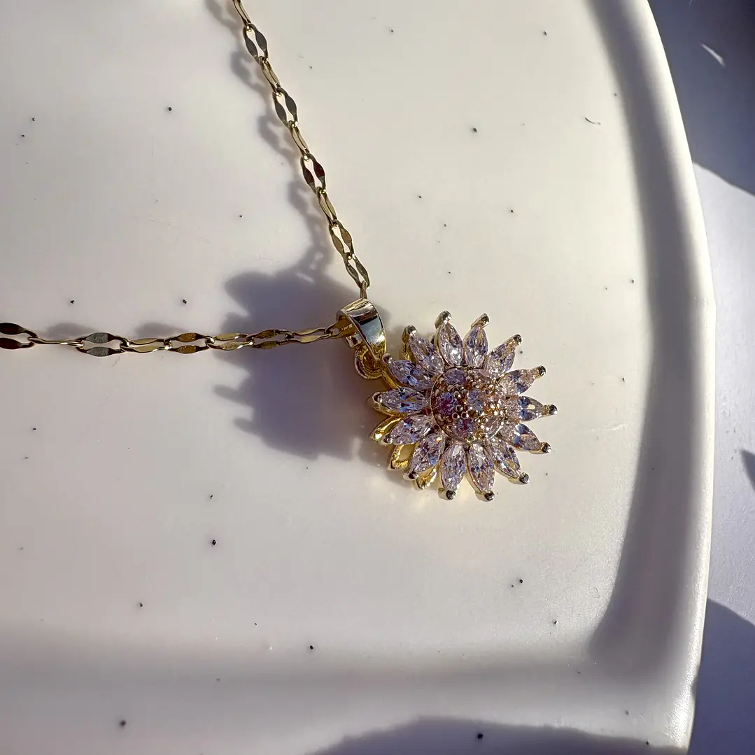 Cadena Flor gira brillo 2