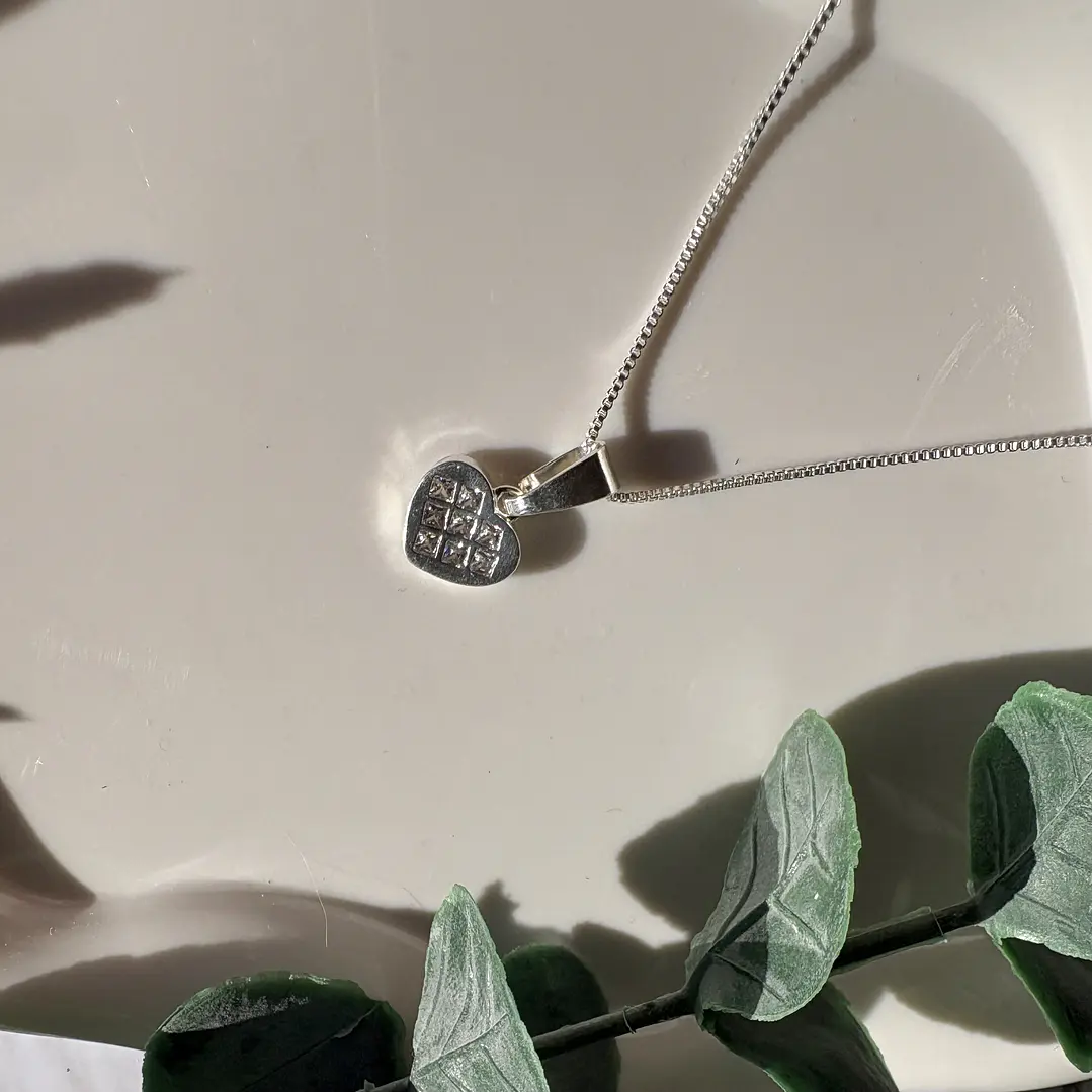 Cadena Corazón Glow 2