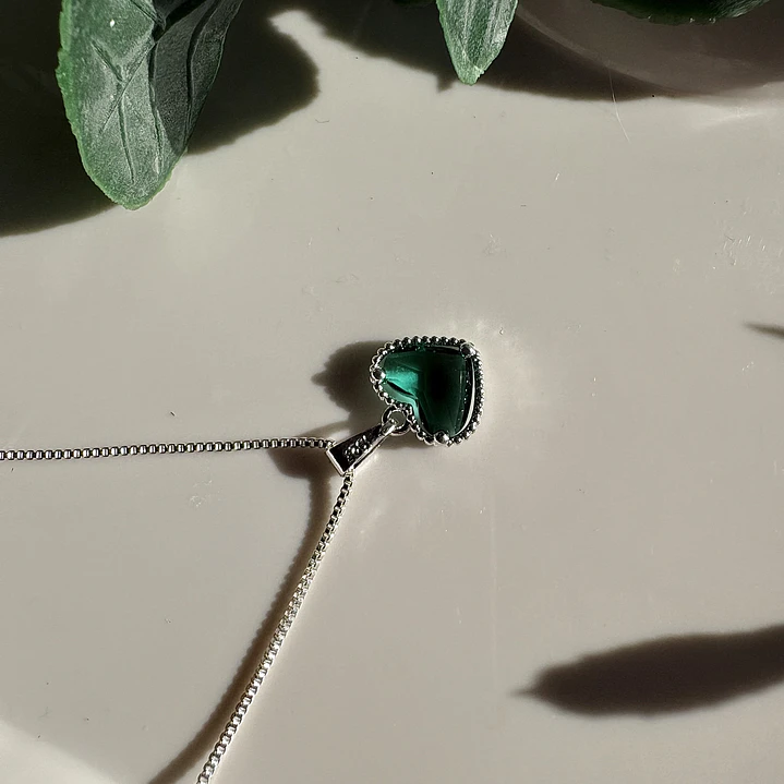 Cadena Corazón Esmeralda Mini Glow  3