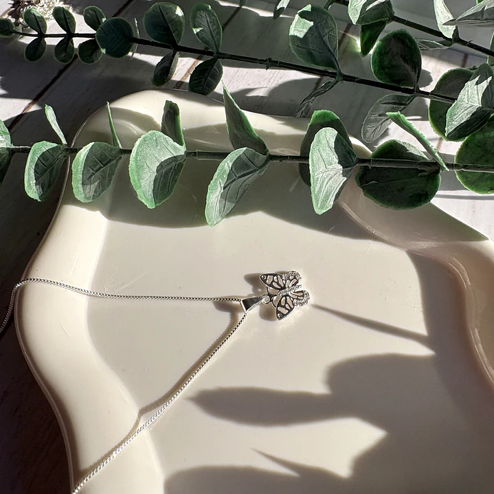 Cadena Mariposa Esencia 1