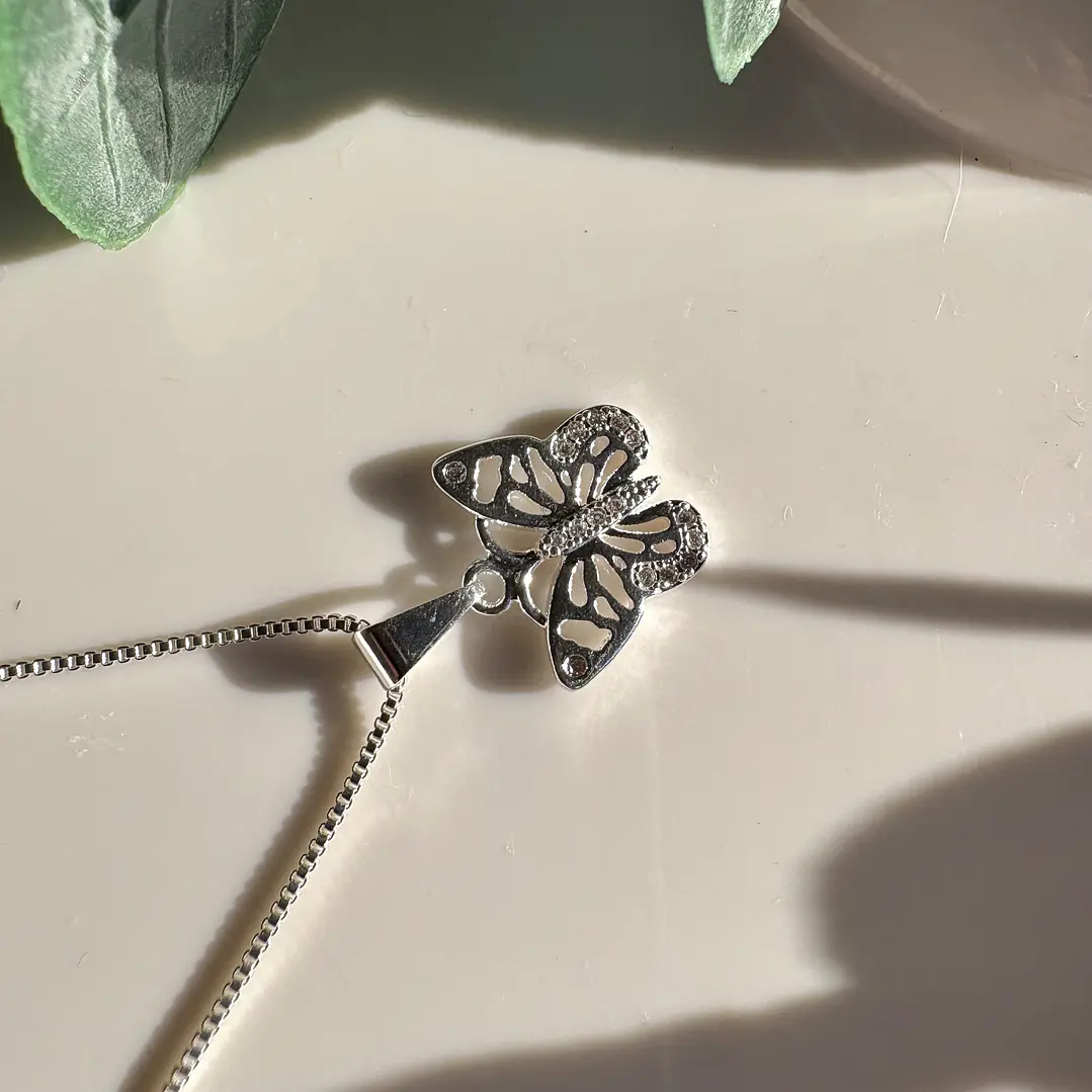 Cadena Mariposa Esencia 2