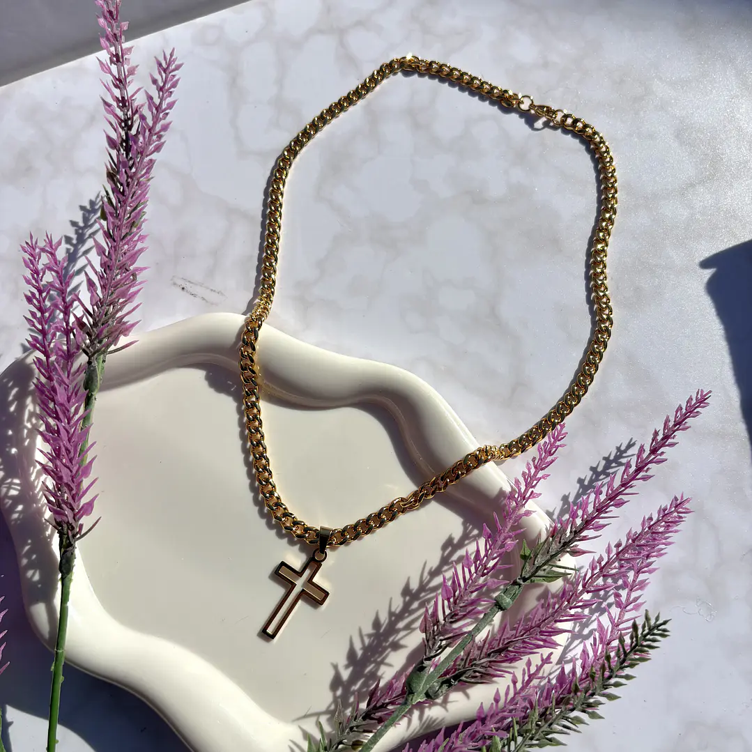Collar Cruz eterna 1