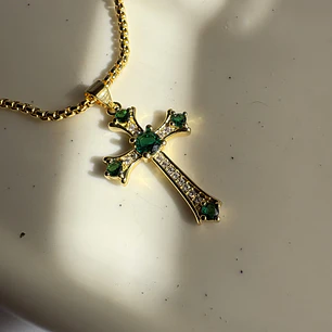 Cadena Cruz Esmeralda