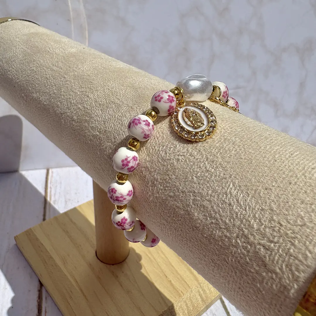 Pulsera Virgen de Guadalupe Floral 2