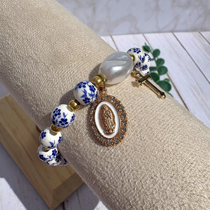 Pulsera Virgen de Guadalupe Floral 3