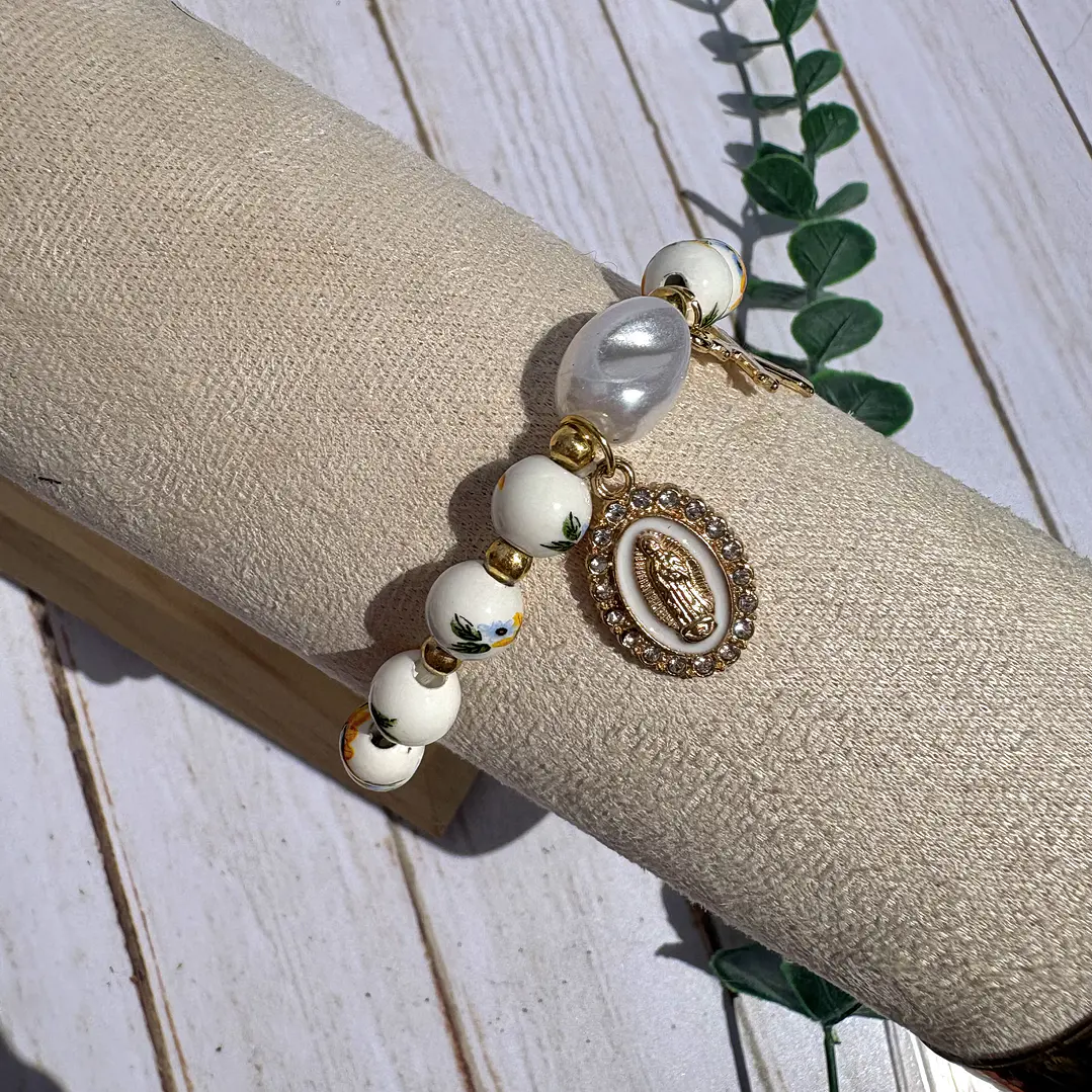 Pulsera Virgen de Guadalupe Floral 6