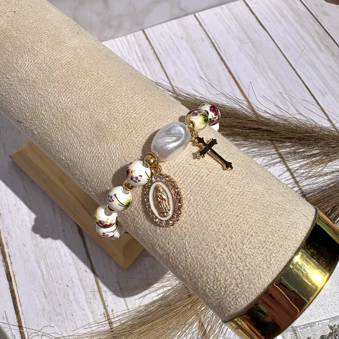 Pulsera Virgen de Guadalupe Floral 10
