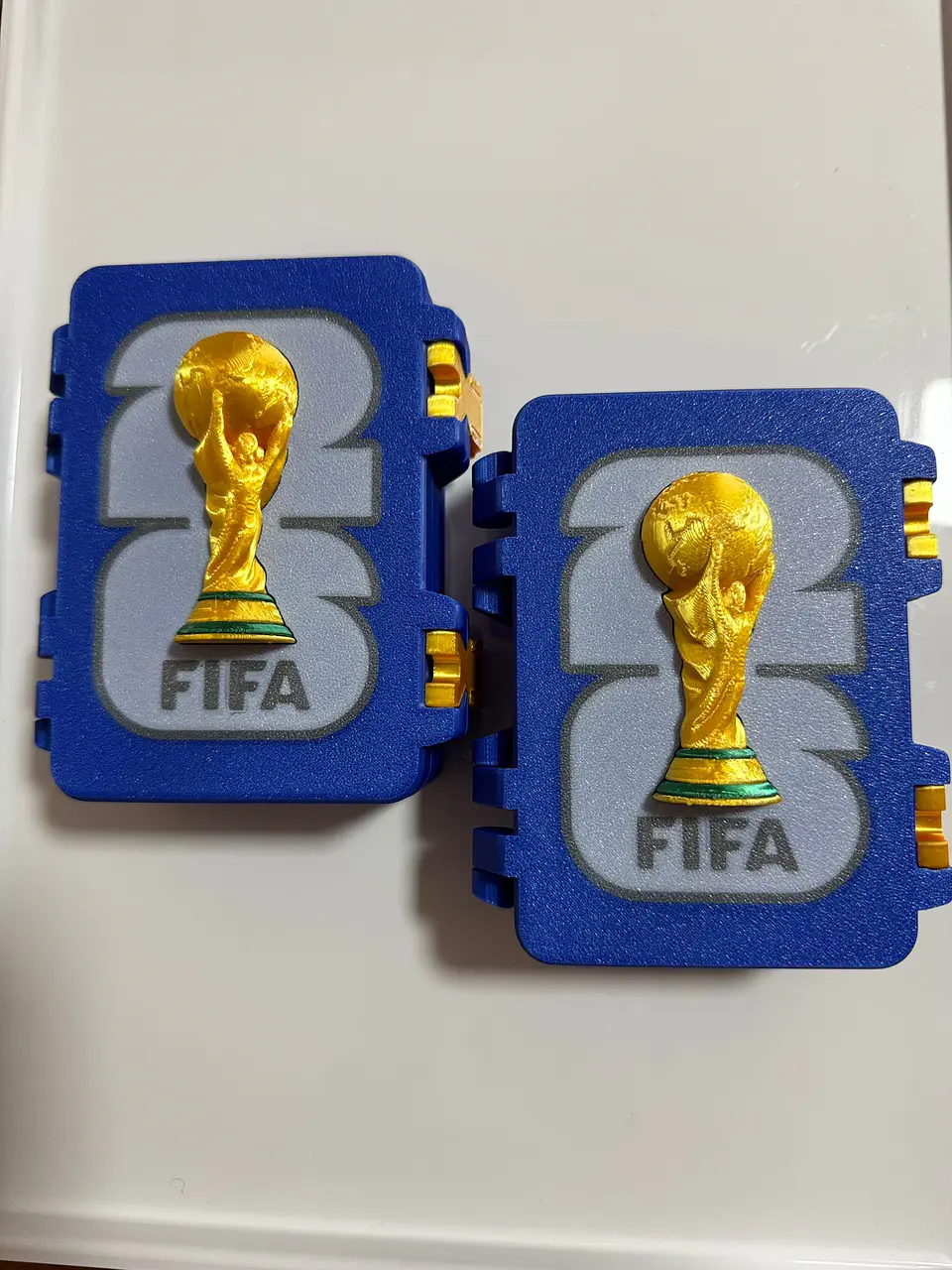 Caixa Porta-Cromos da Copa 2