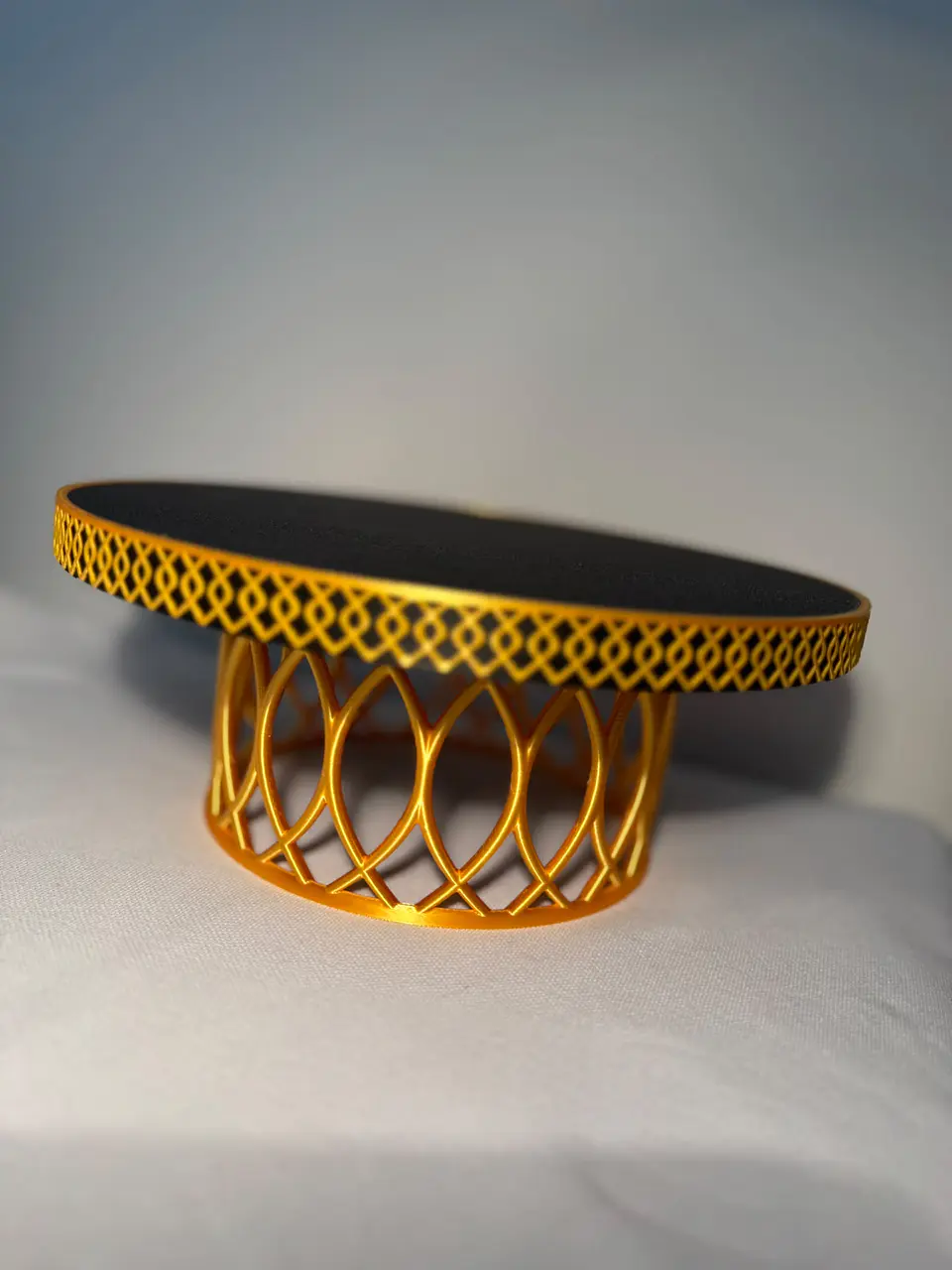 Base alta para Bolos Luxury com Aro Rendilhado – Dourado e Preto 5
