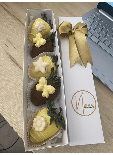 Caja de Cinco fresas