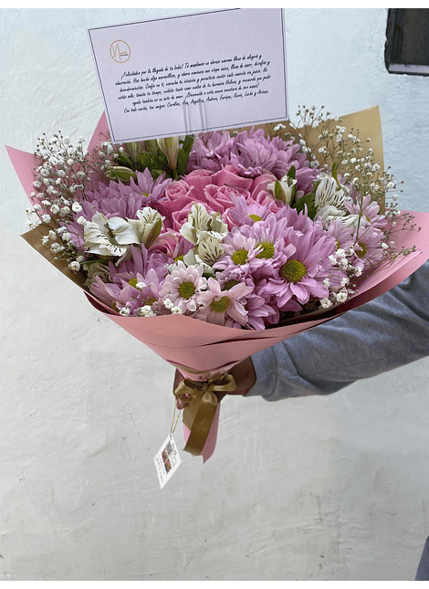 Ramos de flores surtidos margaritas rosas astromelias gipsófila