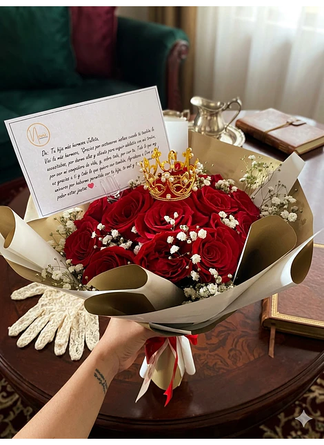 Ramo de rosas con corona 