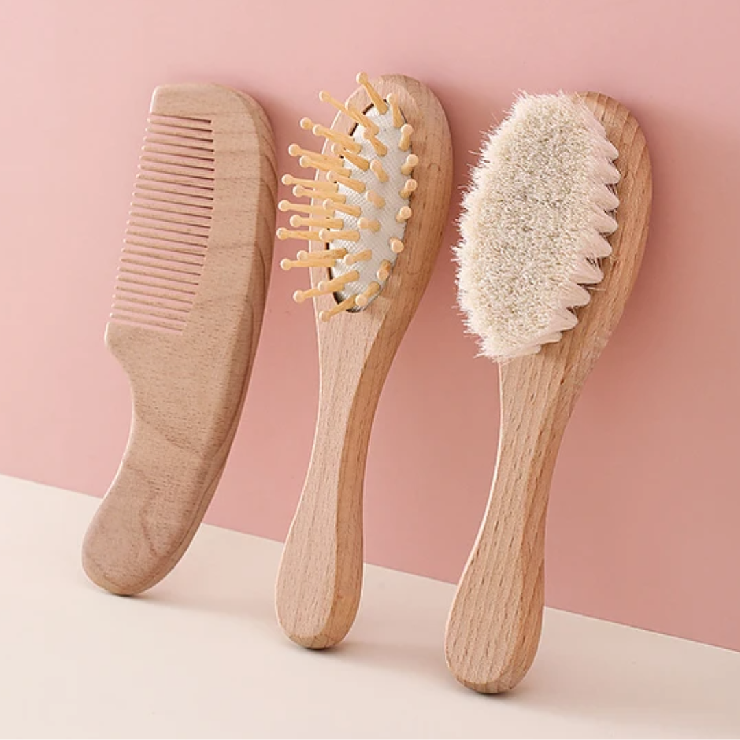 set cepillos y peineta 1