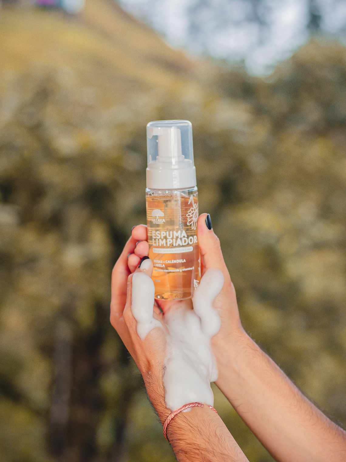 ESPUMA LIMPIADORA PARA PIEL SENSIBLE  1