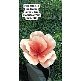 Flor camelia en foami palo de rosa