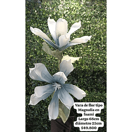 Ramo de magnolia azul