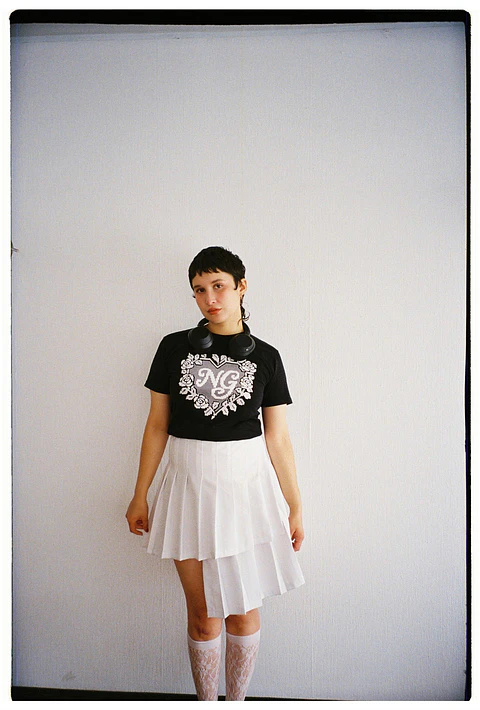 Falda asimétrica blanca