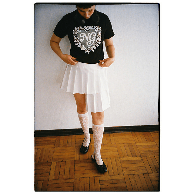 Falda asimétrica blanca