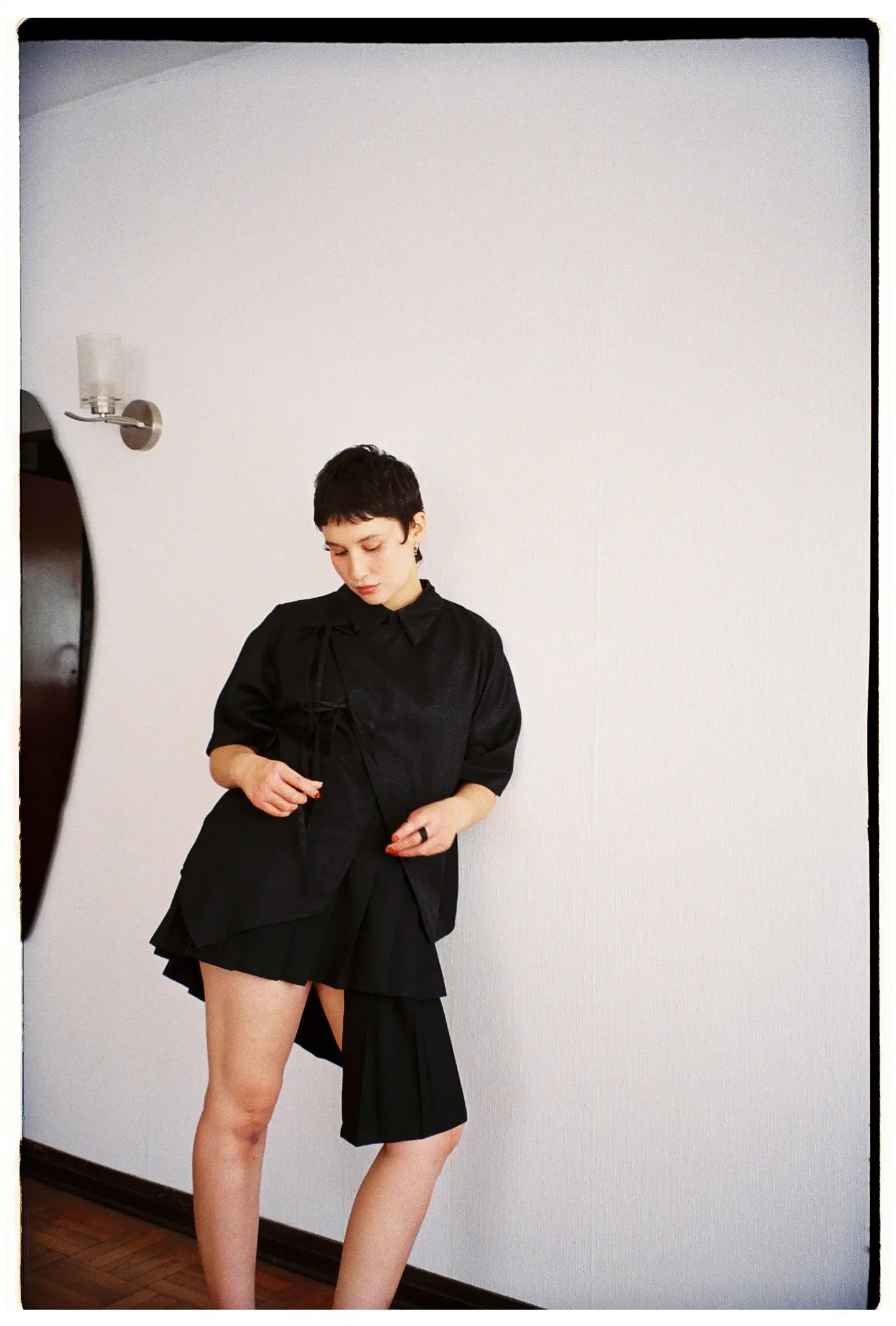 Falda asimétrica negra  4
