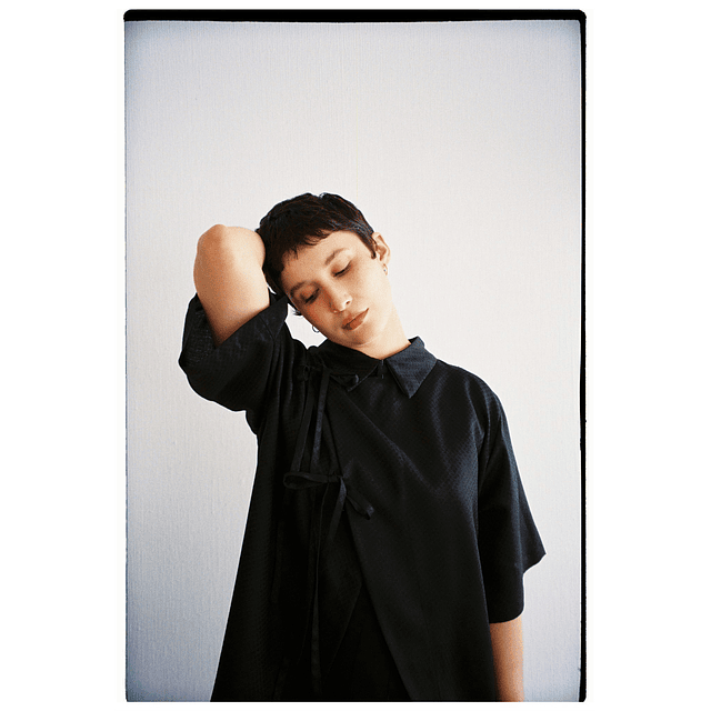 PRE-ORDER CAMISA ASIMÉTRICA 