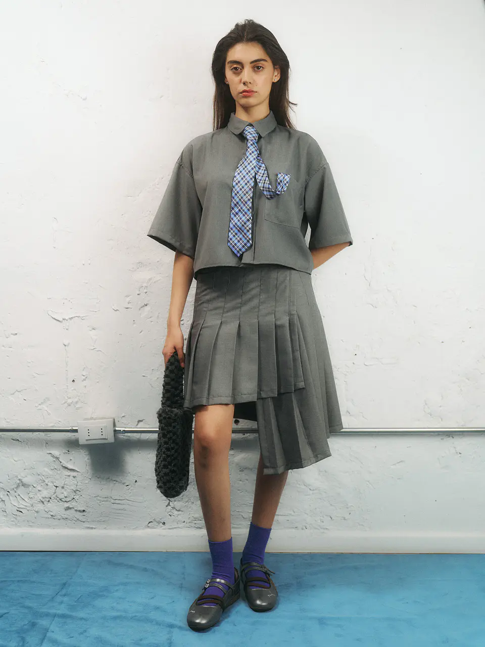 Falda asimétrica gris 3