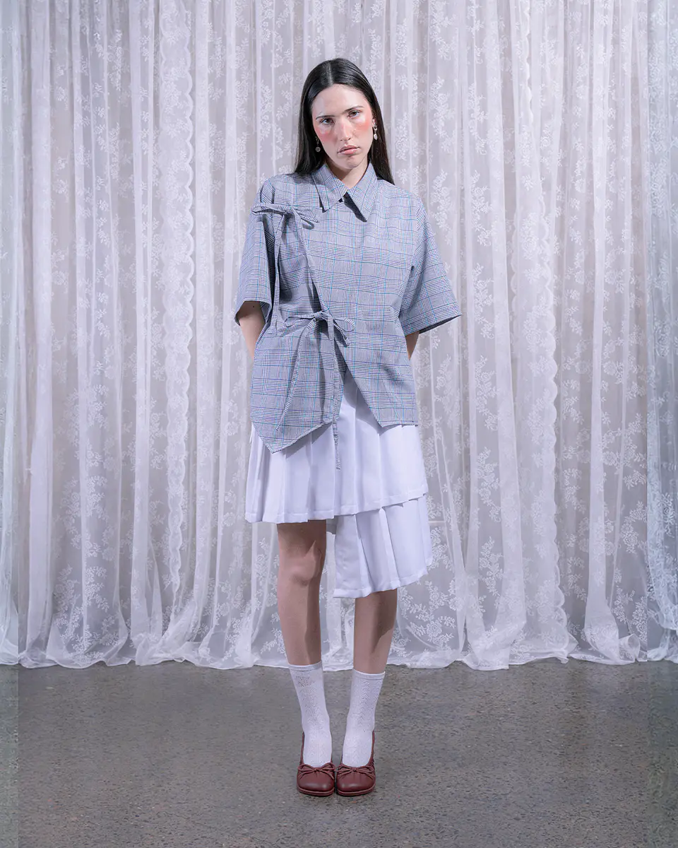Camisa asimétrica escosés gris  1