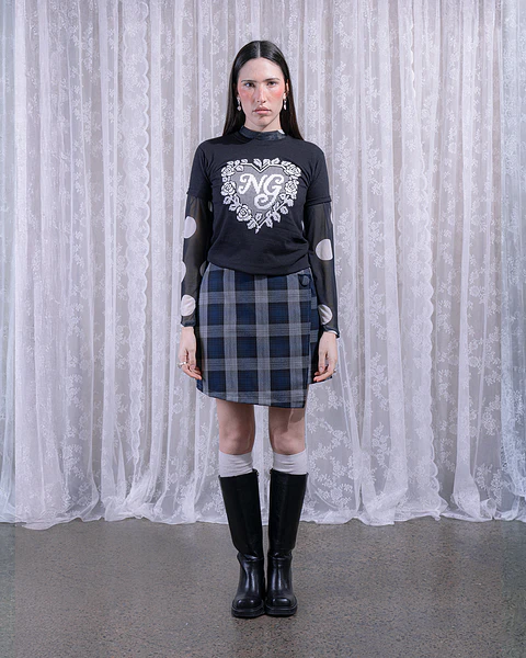 Polera nostalgia negro