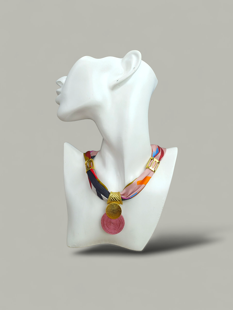 Collar Bandana con Dije 1