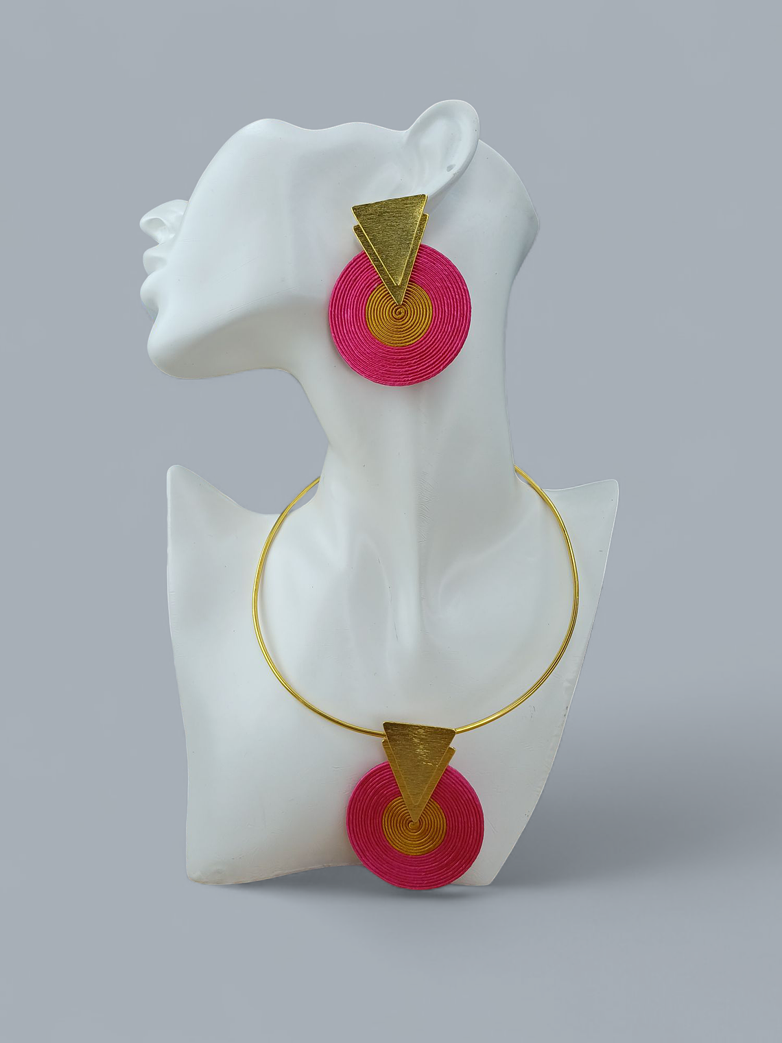 Set de Aretes y Gargantilla 2