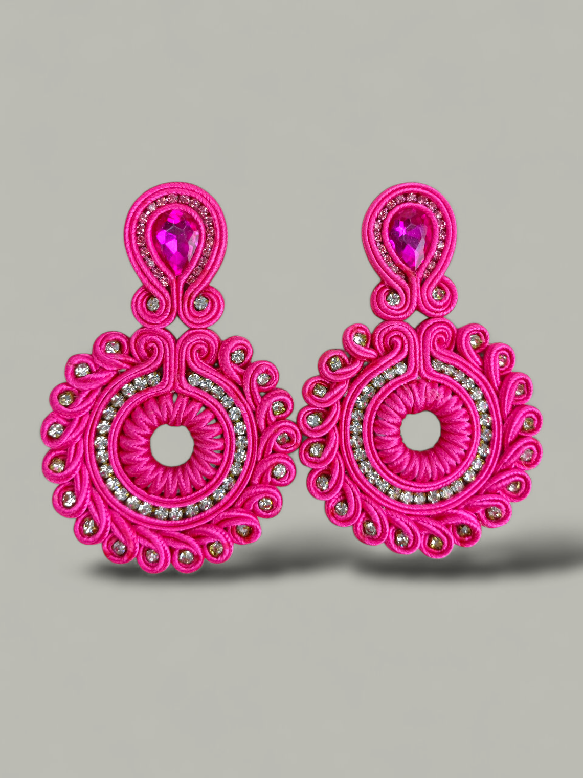 Maxi Arete En soutache cristales 2