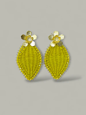 Arete Hoja en Palma de Iraca